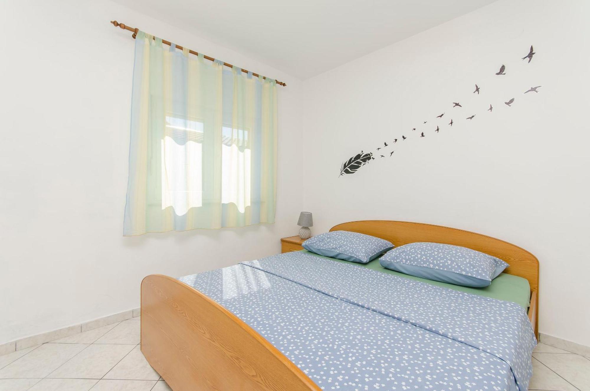 Apartments Danica 피로바츠 외부 사진